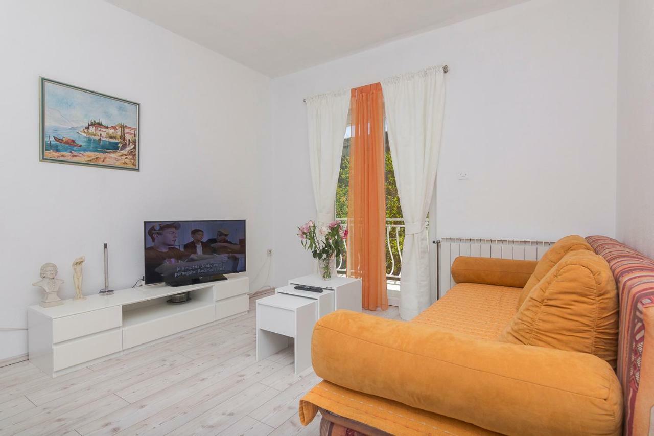 Apartments A&B Макарска Экстерьер фото